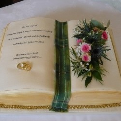 Kitaptan-ilginç-düğün-pastası-örnekleri